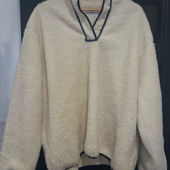 PARKE CREAM FLEECE PULLOVER - NEVER WORN - Picture 1 of 3